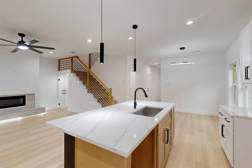 Wahhoo & Jas J Collins - Residential Lease