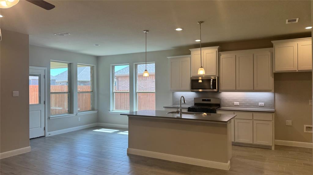 432 PICKETT CREEK Drive