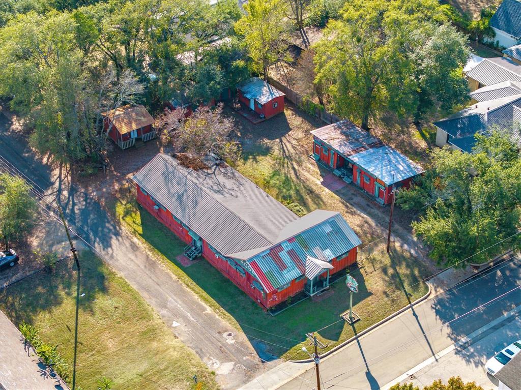 Photo 1 of 31 — 281 E Goshen Street, Canton, TX 75103