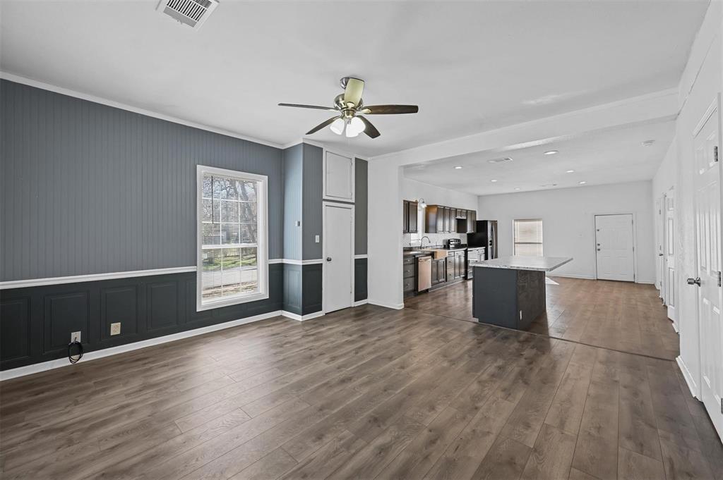 100 W Munson Street