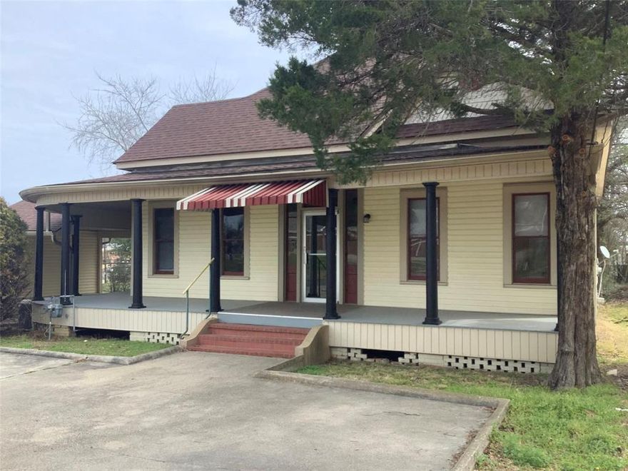 Nice well-built large home that recently served as an attorney's office.  Would make a great office space for  business or a home for a large family.  Can be used as a residential or commercial.  Multiple uses for this sturdy, central located structure.  Across from post office & next door to the library.