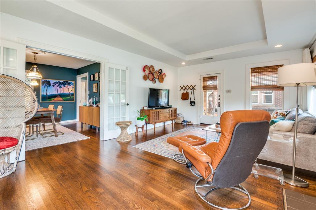 Ravinia Heights - Residential