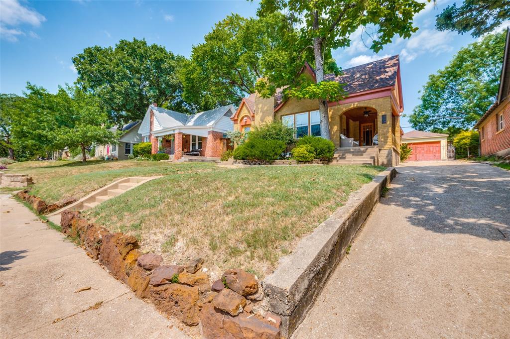 Ravinia Heights - Residential