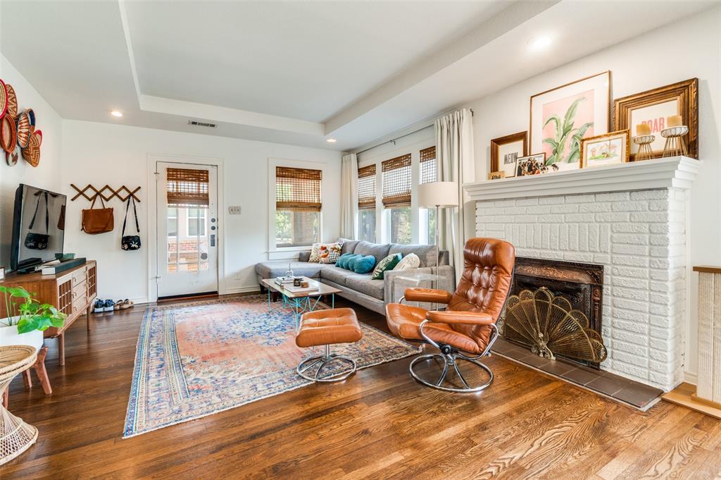 Ravinia Heights - Residential