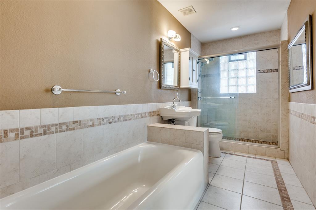 Ravinia Heights - Residential