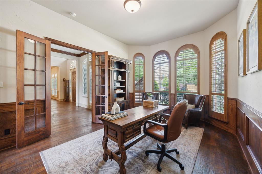 1041 Bandelier Drive