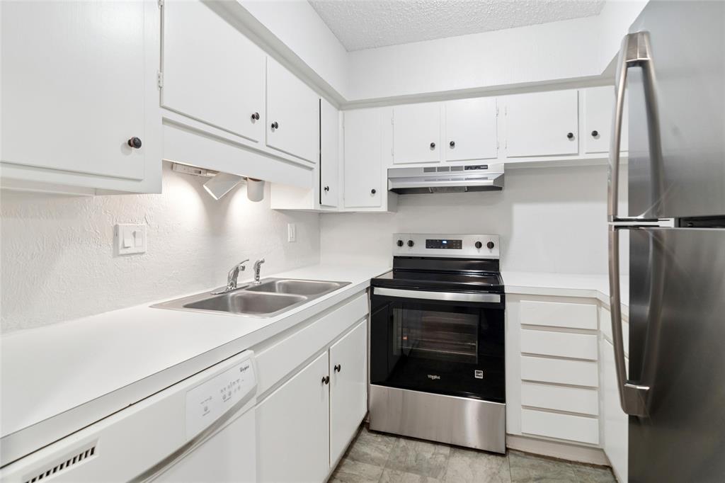 Towneoaks Terrace Condo - Residential