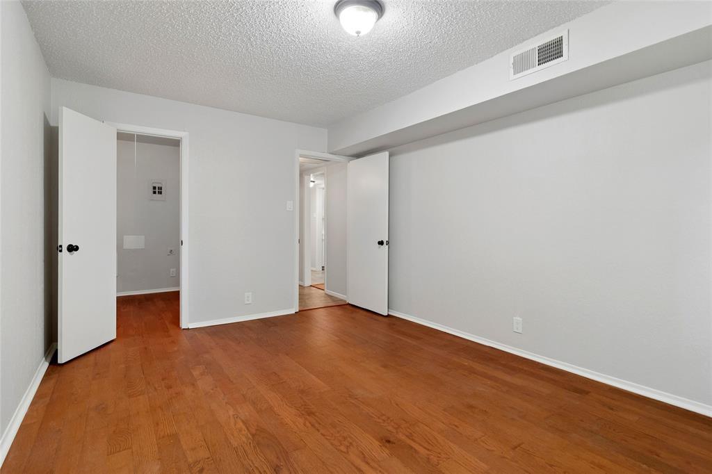 Towneoaks Terrace Condo - Residential
