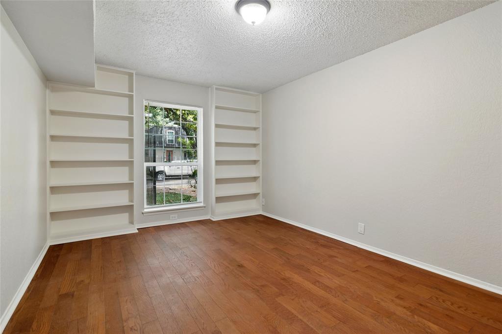 Towneoaks Terrace Condo - Residential