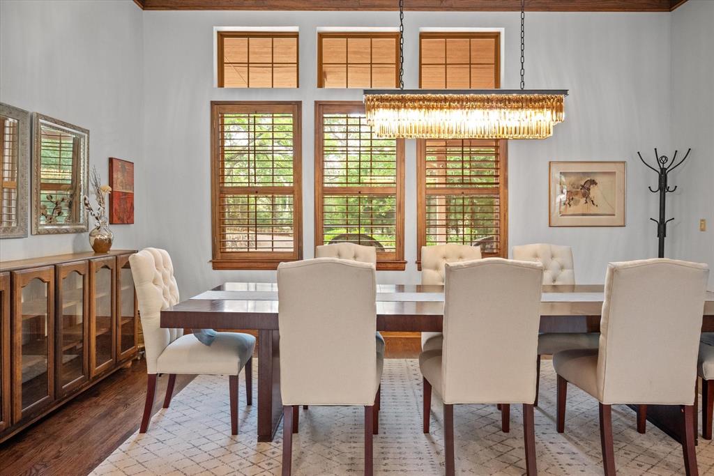 Emerald Sound At Lake Lewisvil - Residential