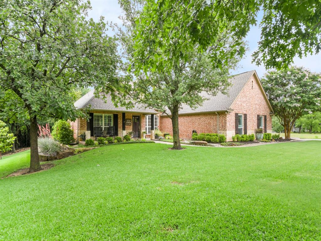 1951 Ravenwood Drive