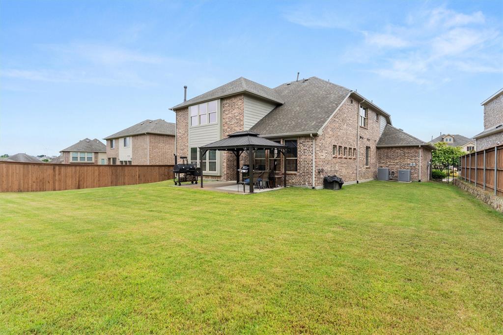 1600 Silvery Canoe Way