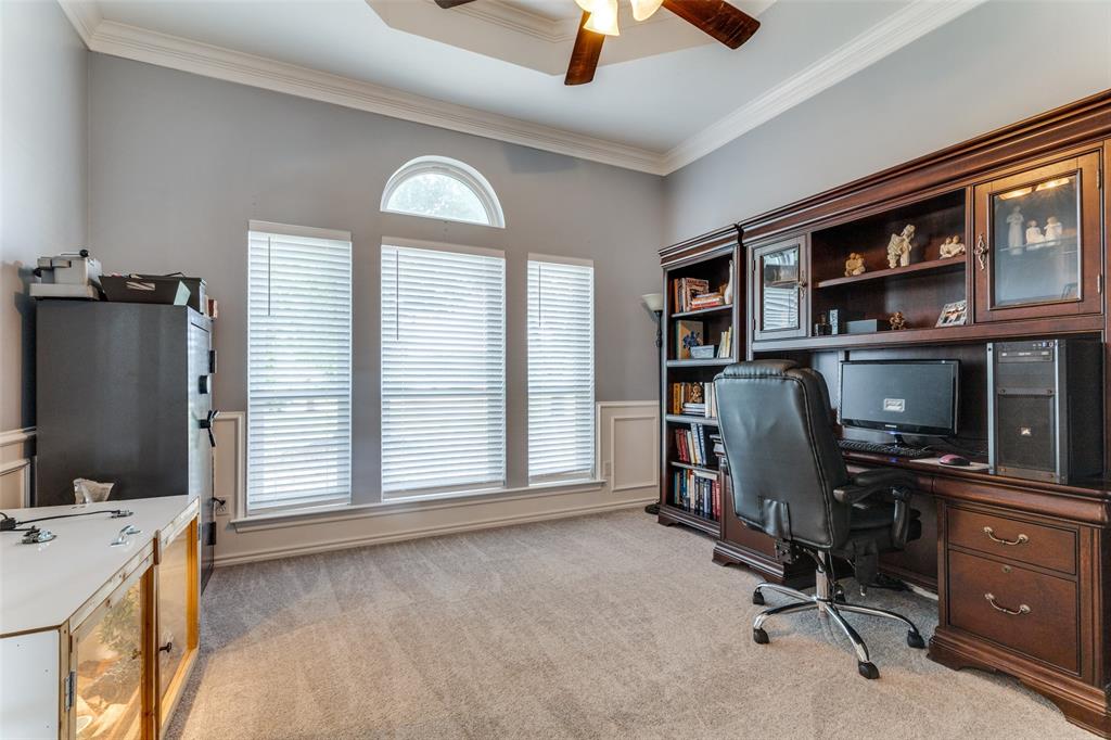 501 Valle Vista Court