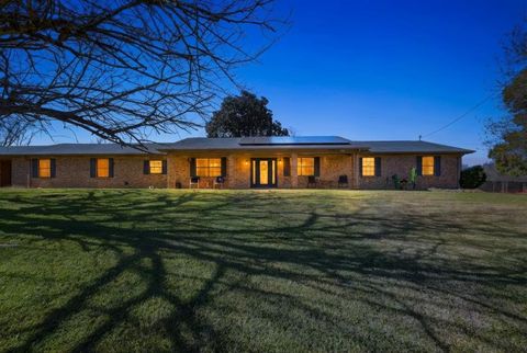 1409 Bassett Road Palestine TX 75803