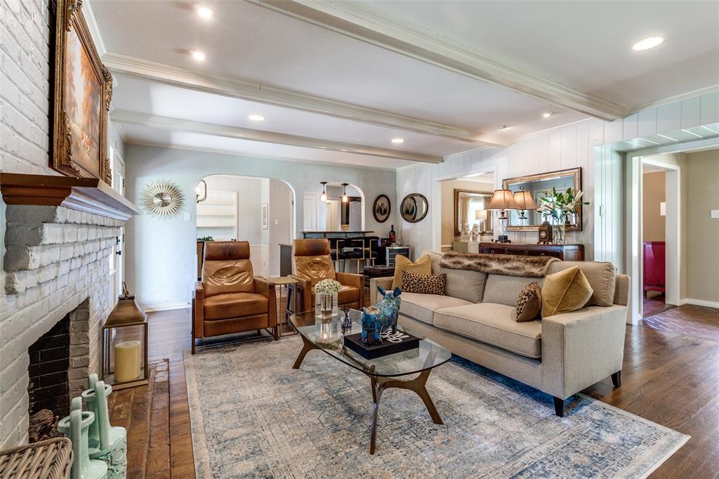 6532 Stonebrook Circle