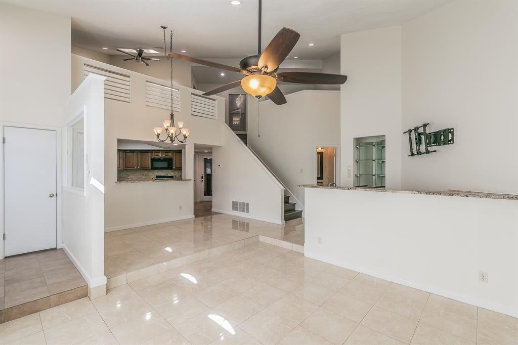 400 S Fielder Road