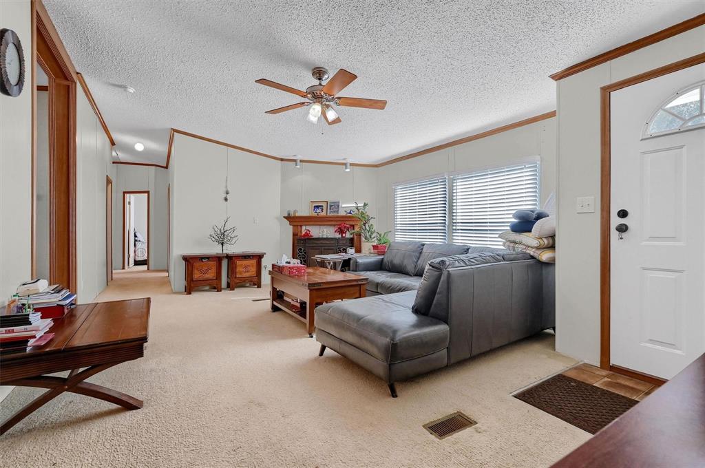 115 Candlewood Circle