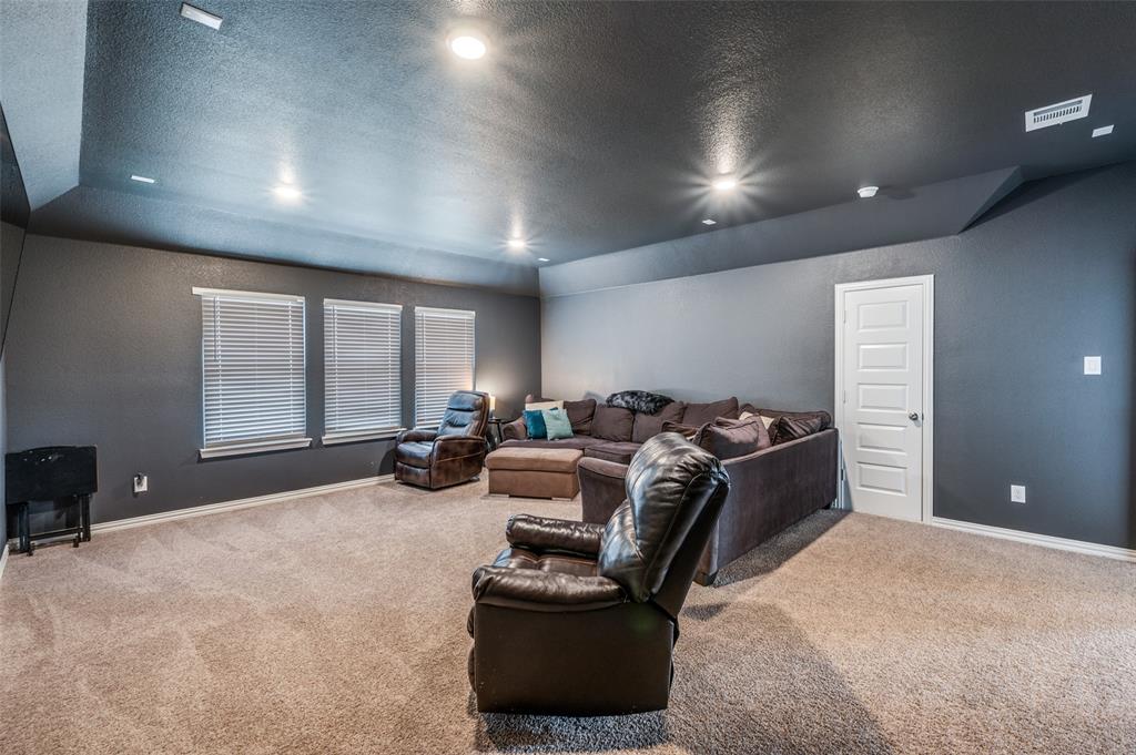 Valencia-Lk Ph 3b - Residential