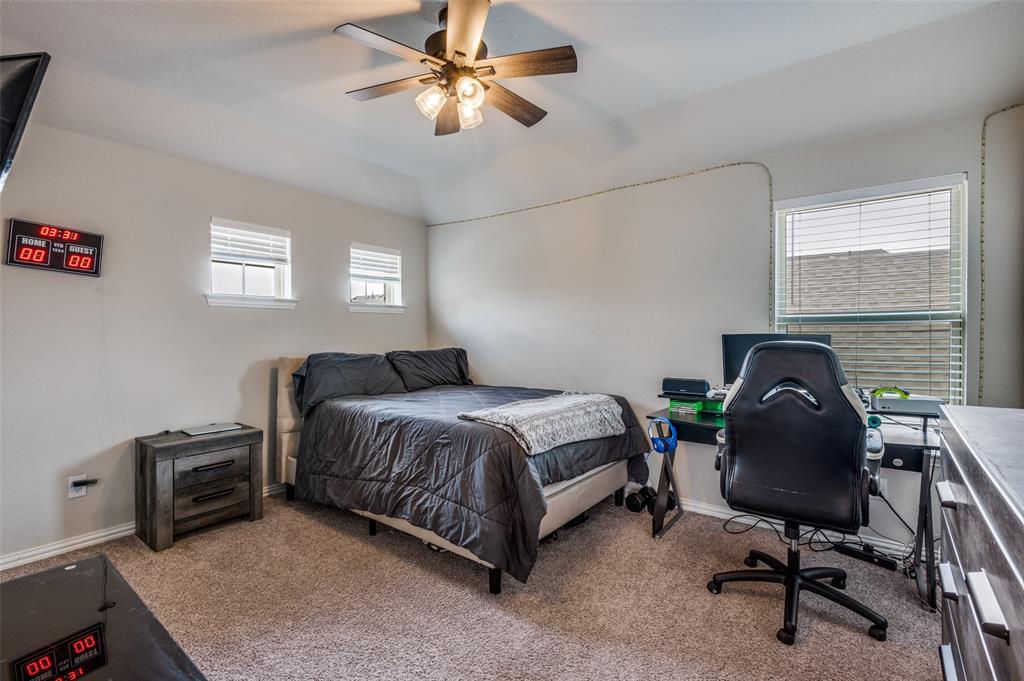 Valencia-Lk Ph 3b - Residential