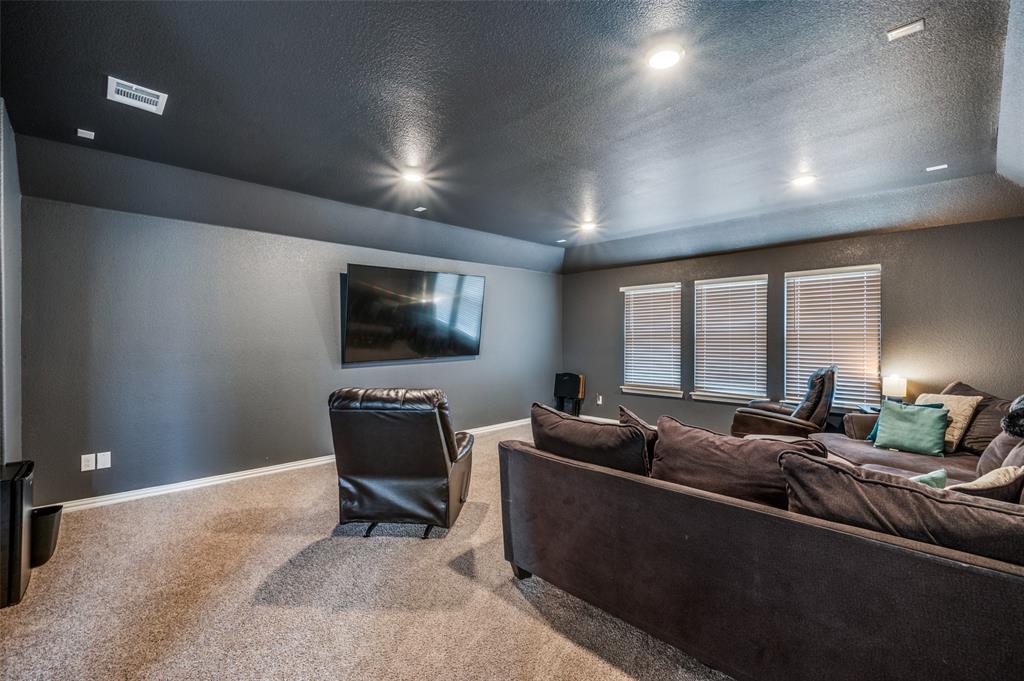 Valencia-Lk Ph 3b - Residential