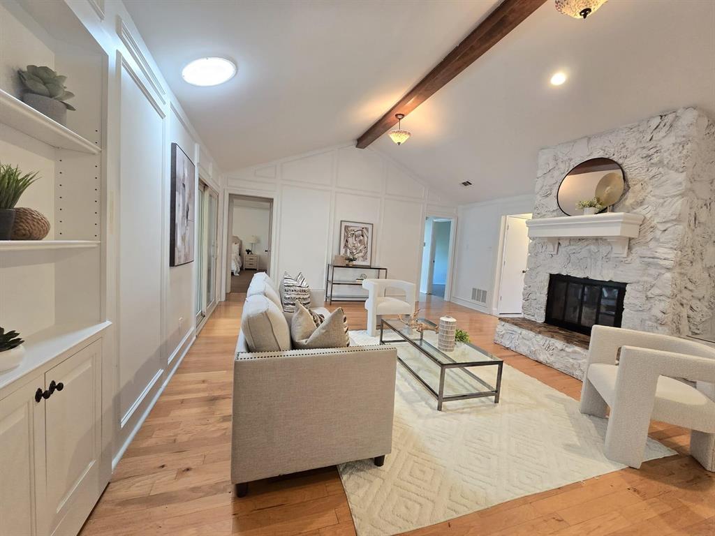 1500 Flintwood Drive