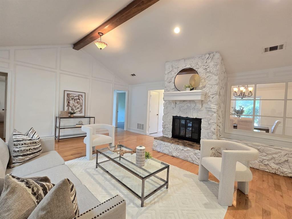 1500 Flintwood Drive
