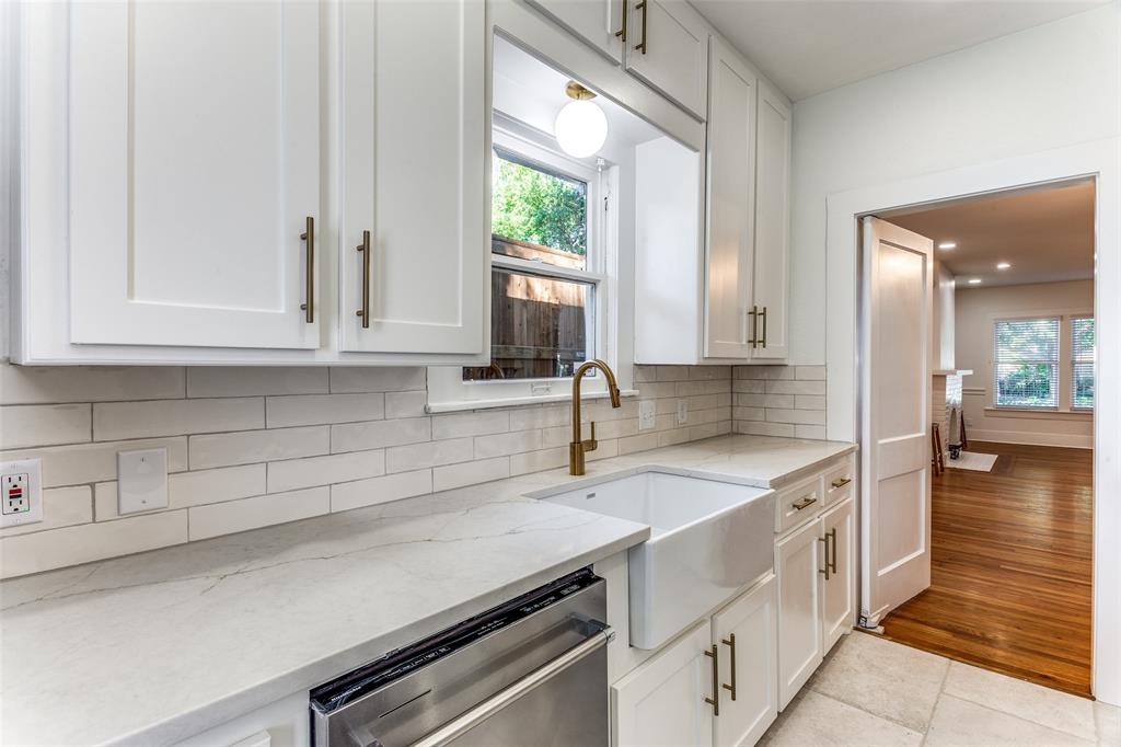 Chamberlain Arlington Heights 1st - Residential Lease