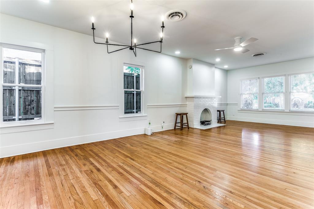 Chamberlain Arlington Heights 1st - Residential Lease