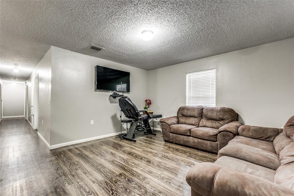 Central Ave - Residential