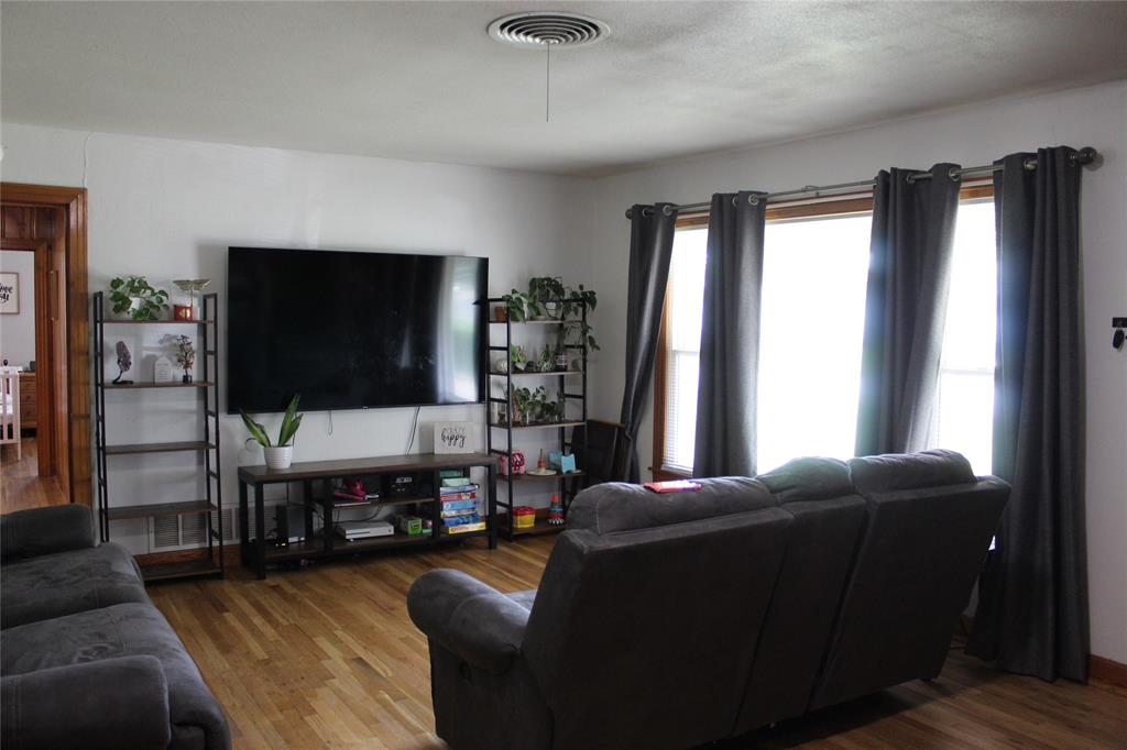 209 Pennsylvania Avenue