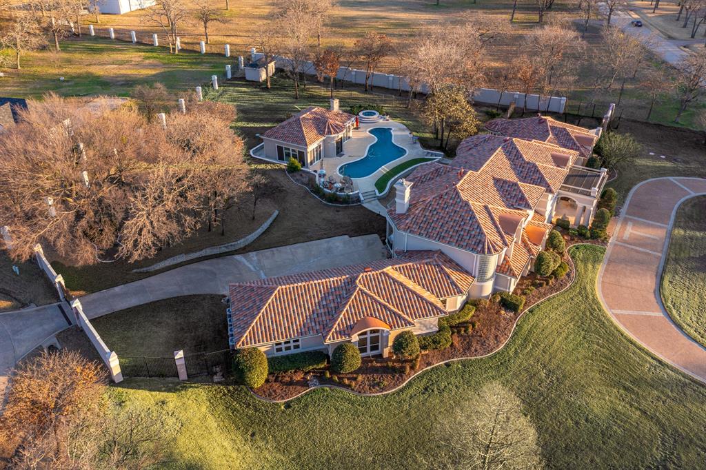 5100 Lighthouse Drive