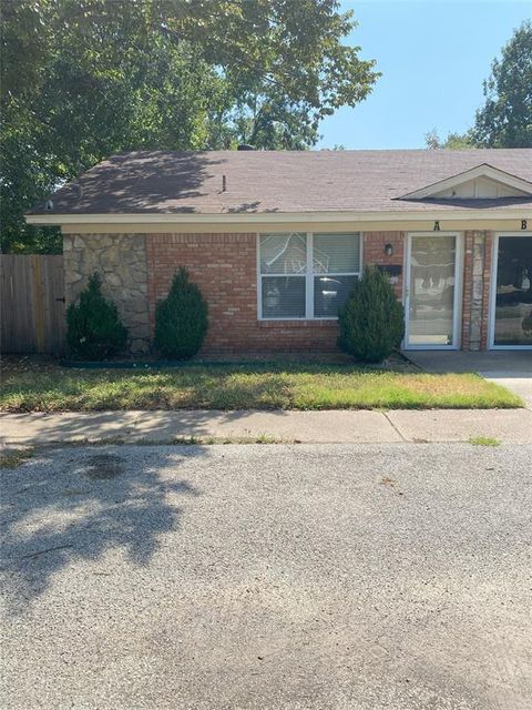 Photo of 904 N Frances Street #A, Terrell, TX 75160 (MLS # 21216263)