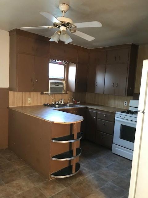 T R Rhodes Of Blk 15 North Park - Residential Lease