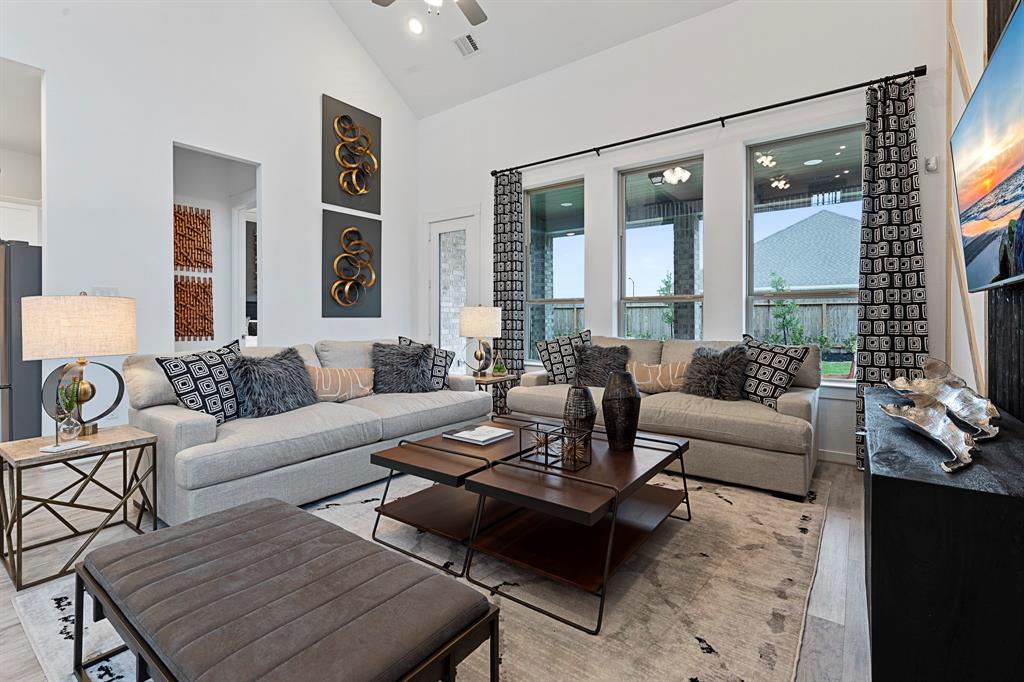 Bluffs at Northpointe - Residential