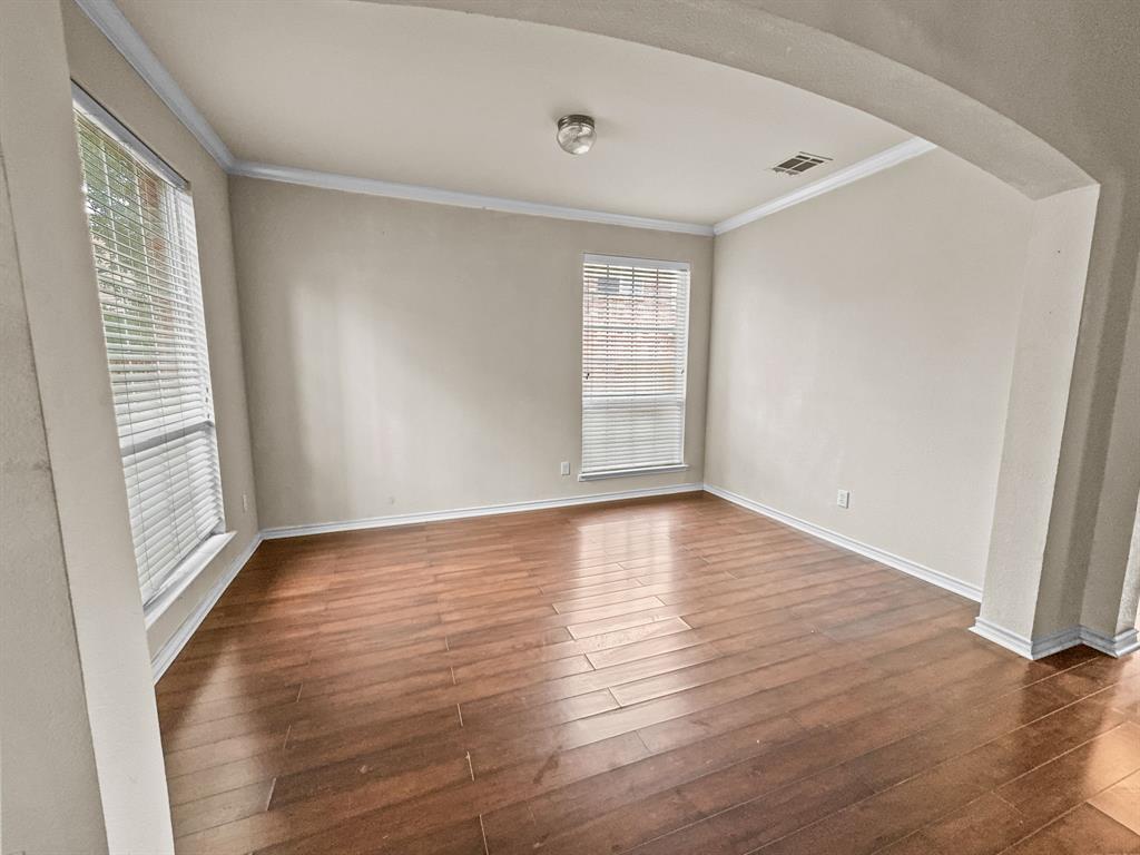 5530 Greensboro Drive