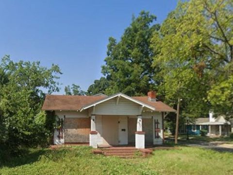 Photo of 3503 Meyers Street, Dallas, TX 75215 (MLS # 21173358)