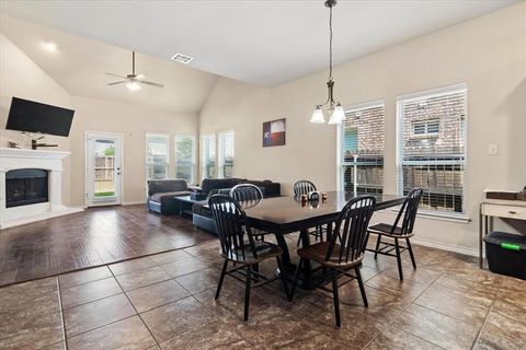 Tiny photo for 1012 Seclusion Cove DR, McKinney, TX 75072 (MLS # 21341275)