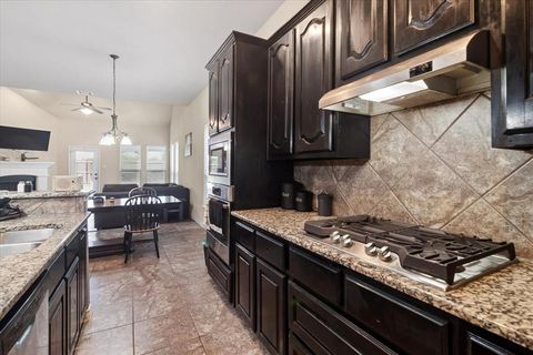 Tiny photo for 1012 Seclusion Cove DR, McKinney, TX 75072 (MLS # 21341275)