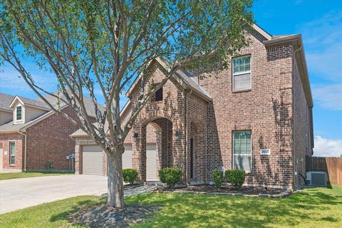 Tiny photo for 1012 Seclusion Cove DR, McKinney, TX 75072 (MLS # 21341275)