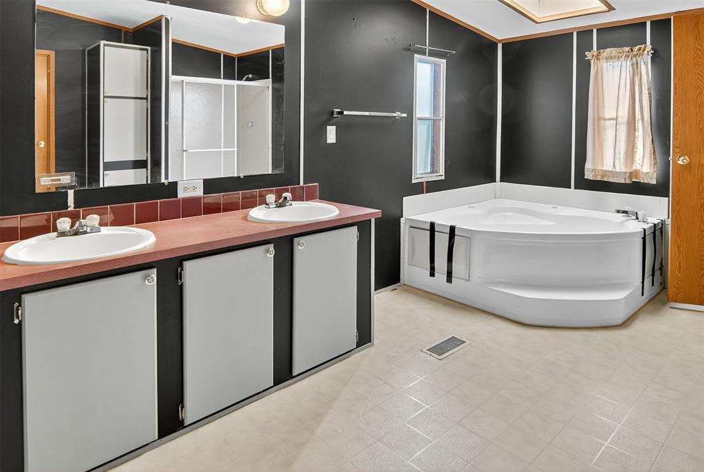 Thomas Cox SEC - Residential