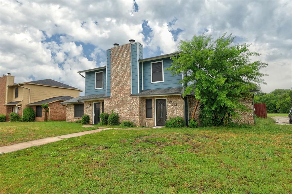 707 & 711 Wolftrap Drive