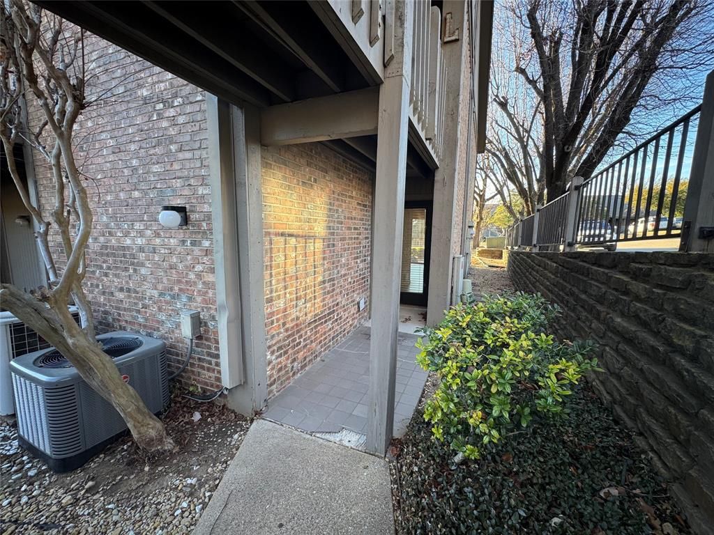 Photo of 1121 Signal Ridge Place, Rockwall, TX 75032 (MLS # 21174954)