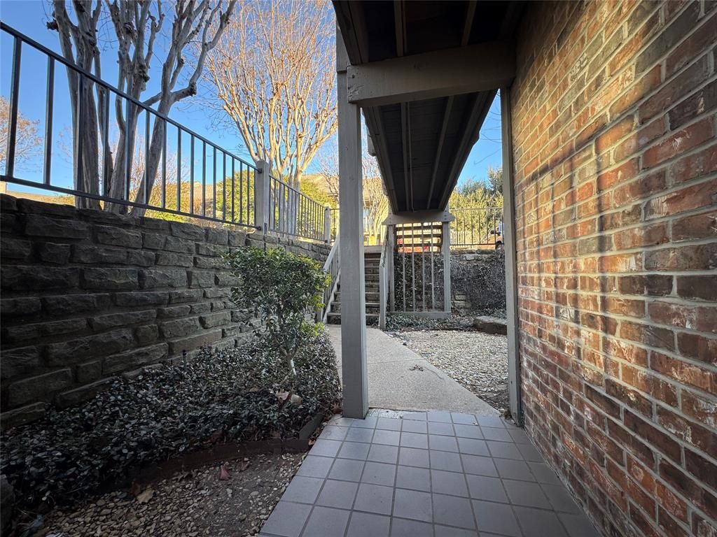 Photo of 1121 Signal Ridge Place, Rockwall, TX 75032 (MLS # 21174954)