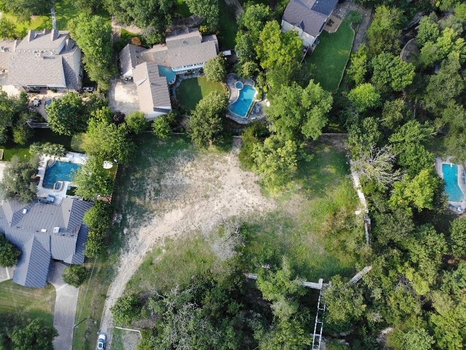 7121 Spring Valley Road