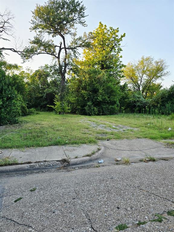 Lincoln Manor - Land