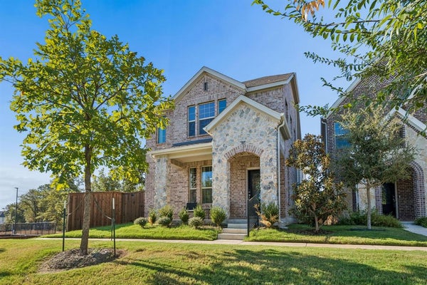 2673 KINGS CANYON MEWS, DENTON, TX 76210 - Image fa75f75c7aed53fb9c5e2f8d4d0d3eed/3968777383