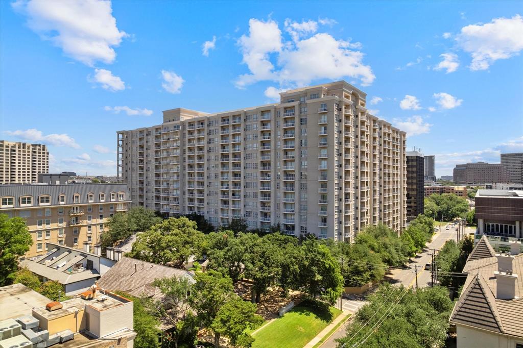 Renaissance On Turtle Creek Condo - Residential