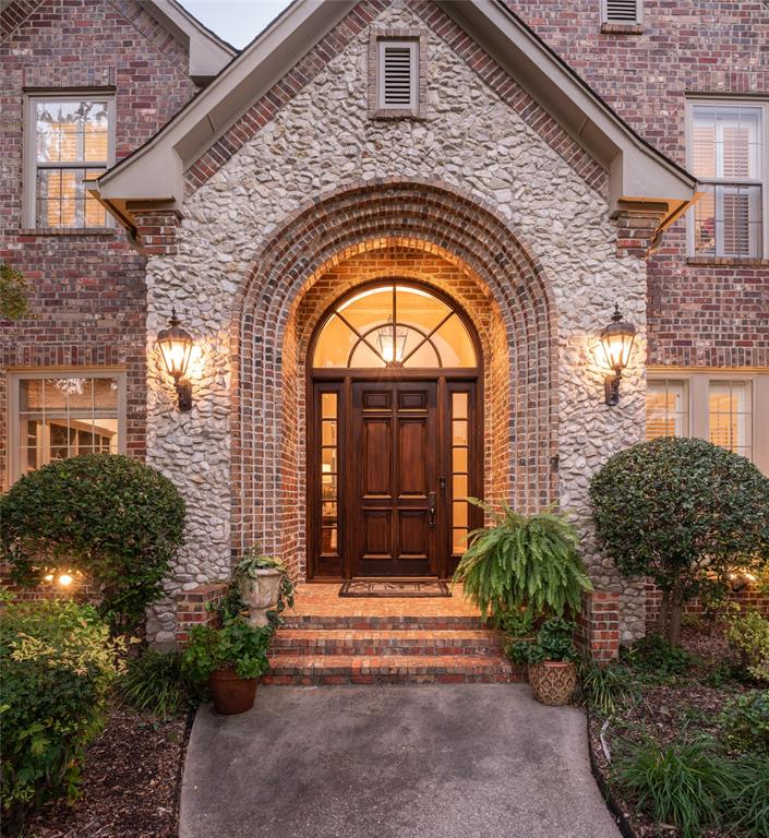 950 Foxdale