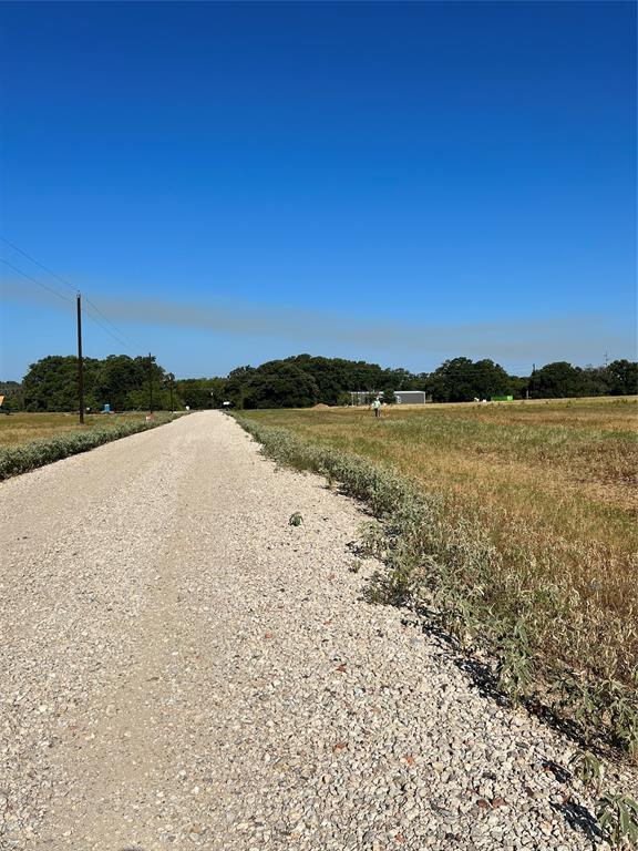 9459 Private Road 6907 - Photo 4