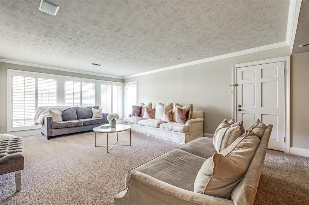 Diamond Head Condos - Residential Lease